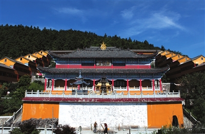 无量寿禅寺建在九宫山之狮子