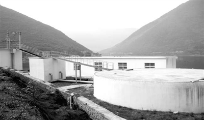 湖北崇阳县有多少人口_湖北崇阳等地遭遇强降雨 消防救援被困人员(3)