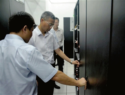 市政府大数据中心项目建成 咸宁政务信息应用